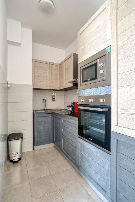 Baby Blue Apartments - 5