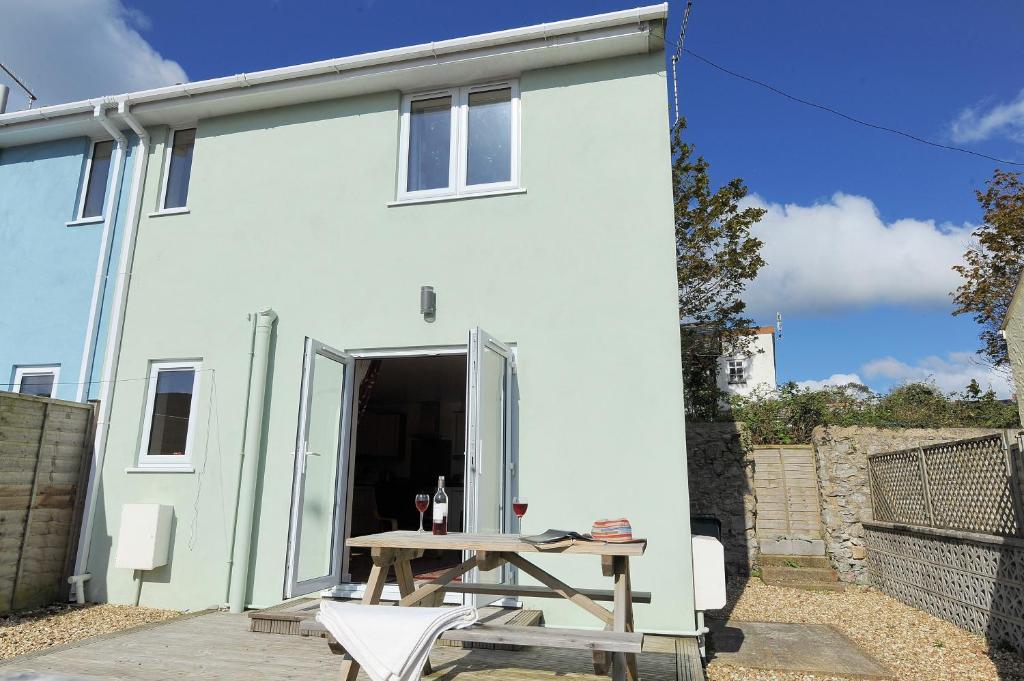 Undercliff, Lyme Regis