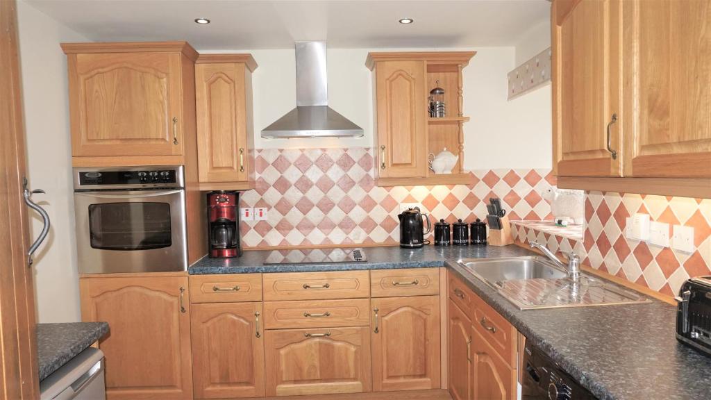 Sheep Dip Cottage, Cyfie Farm photo 4