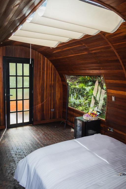 Glamping The Mountain photo