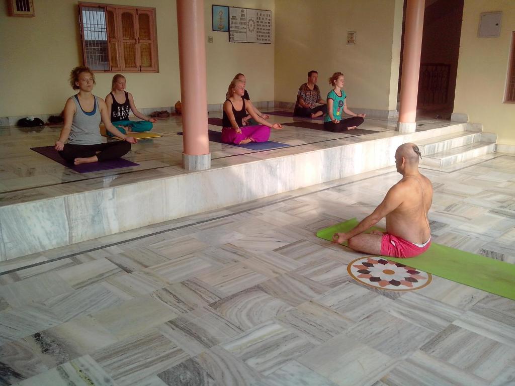 Sri Yoga Mandir Guest House photo
