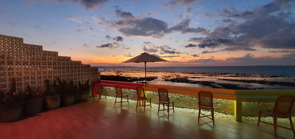 RedDoorz Plus @ Hotel Pantai Timor photo