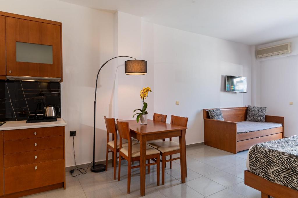 Delfina Boutique Hotel — Hotel rooms in Georgioupolis