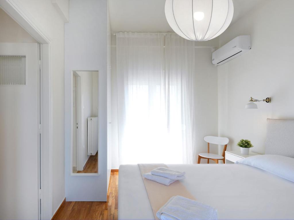 Brand new Penthouse overlooking Halkis photo
