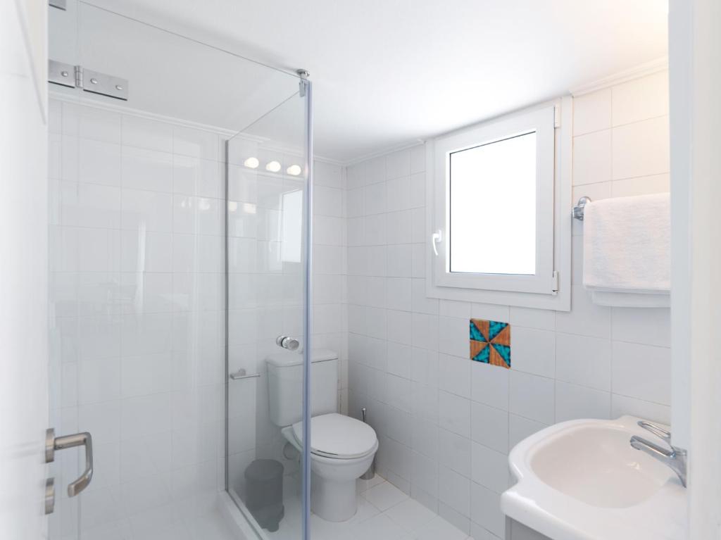 Brand new Penthouse overlooking Halkis photo