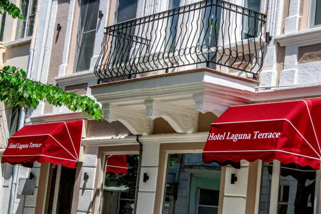 Laguna Terrace，位于卡瓦尔纳的酒店