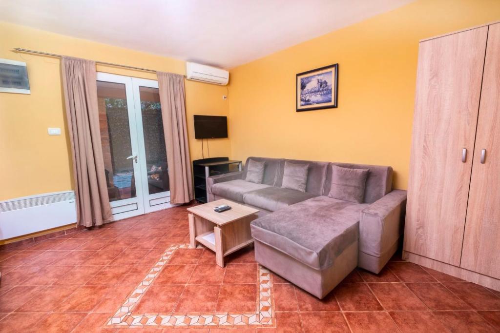 APARTMANI VUKADINOVIC LUX - 3