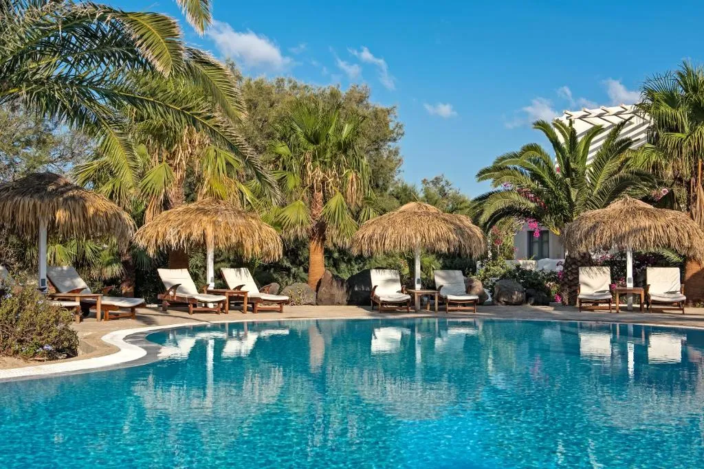 Atlantis Beach Villa, hotel di Perivolos