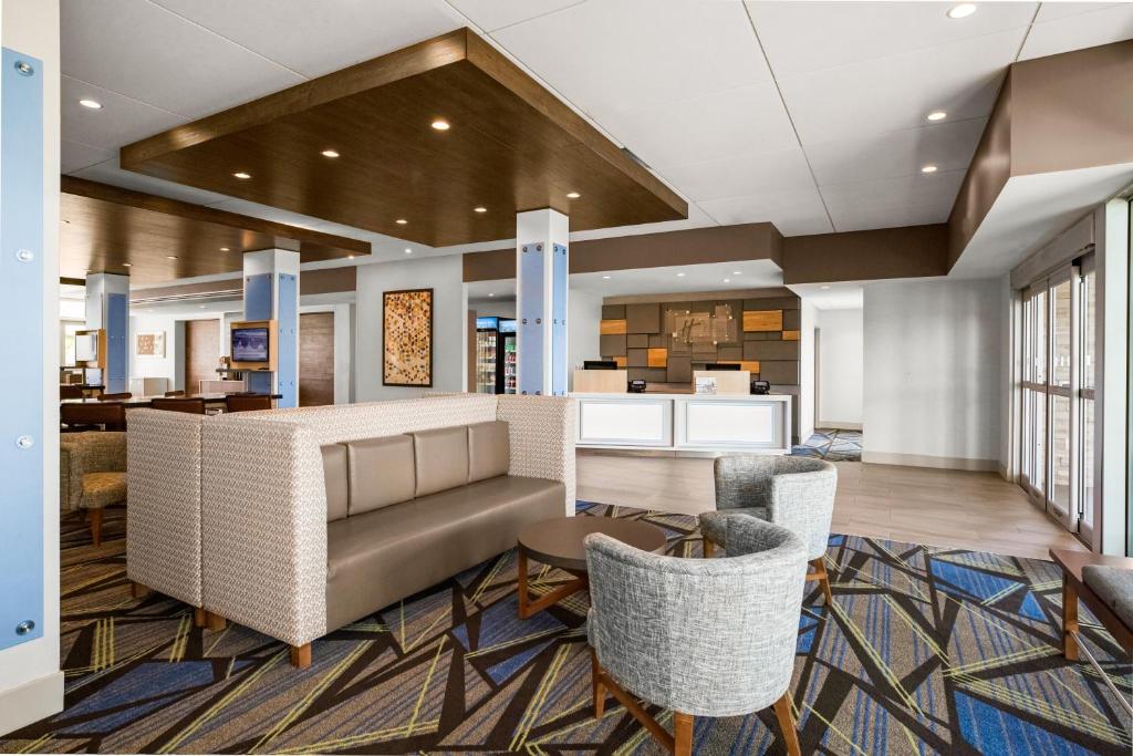Holiday Inn Express & Suites Sanford- Lake Mary By IHG 外観