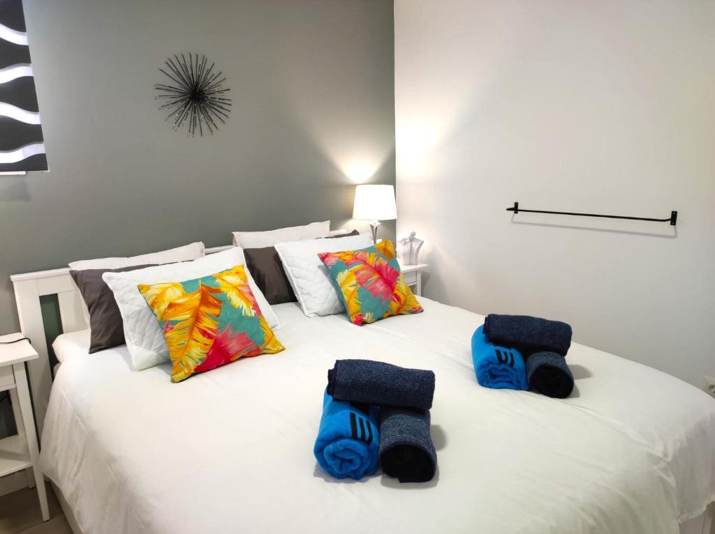 1 bedroom Beachfront Apartment at Torecilla Beach - 5