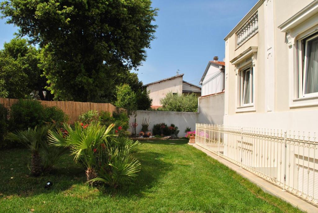 Villa Bianca a few steps by the sea with exclusive garden & jacuzzi - 5
