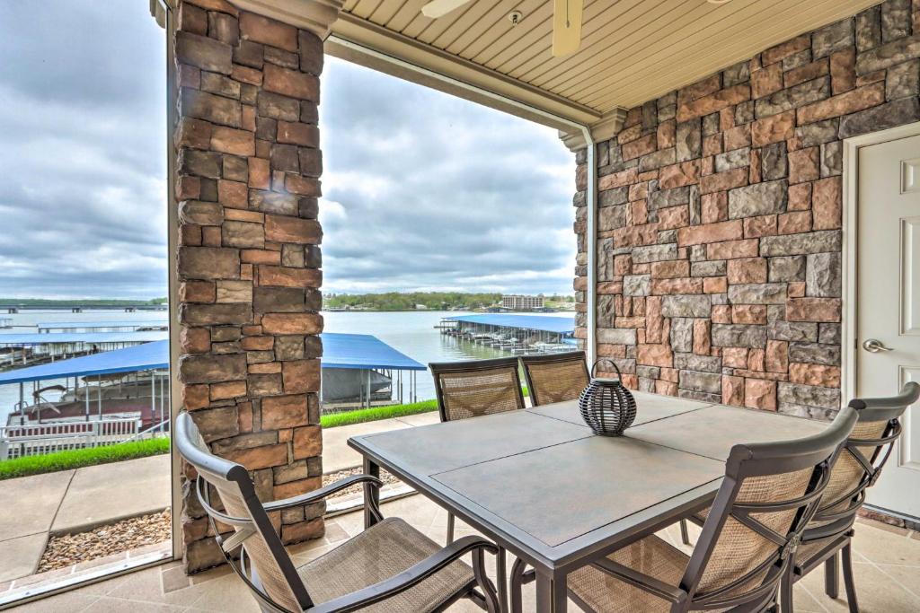 Condo with Lakefront Patio and Community Perks!, Osage Beach