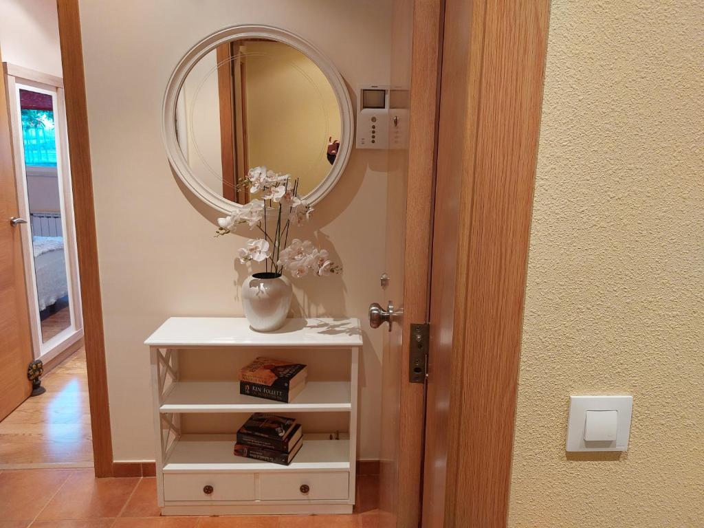 Apartamento Vieiro con plaza garaje gratis - 1