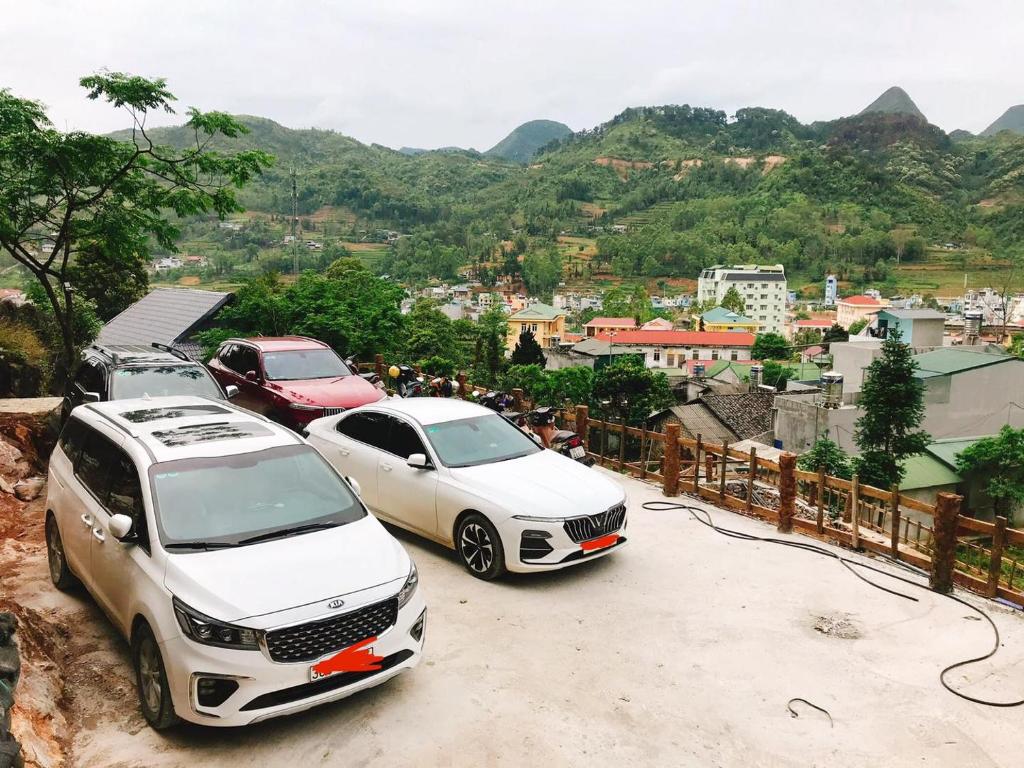 DONG VAN CLIFFSIDE HOUSE photo