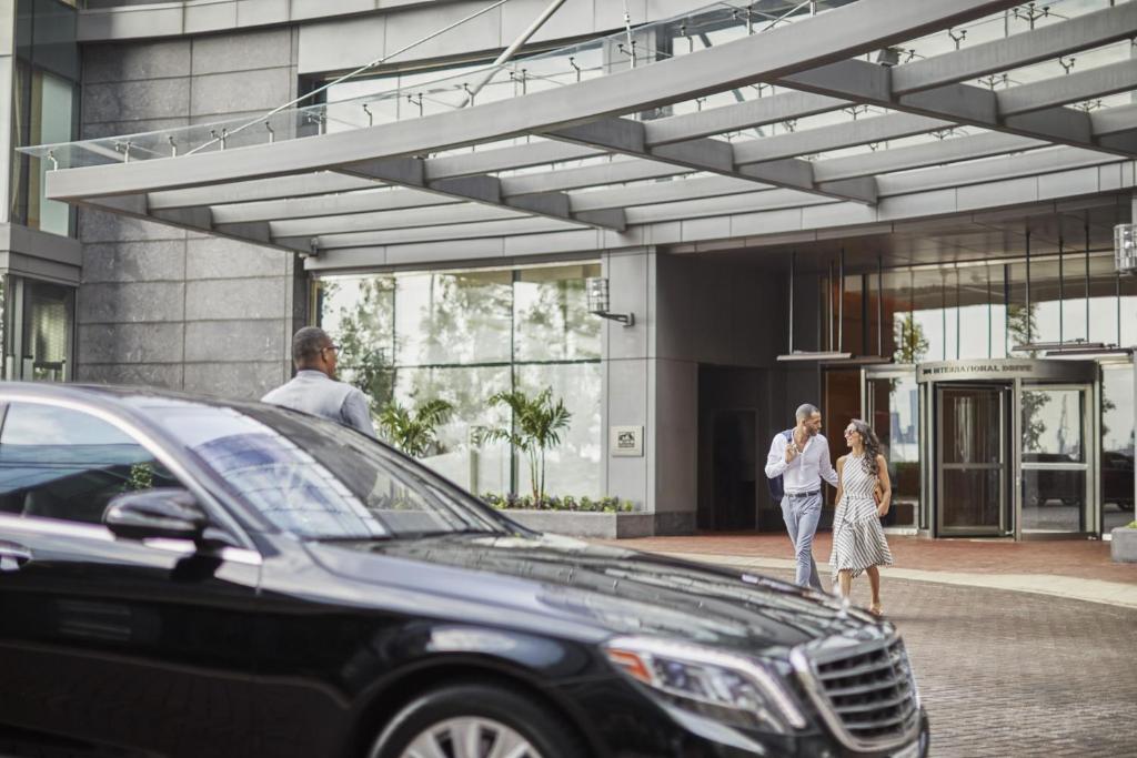Four Seasons Hotel Baltimore photo