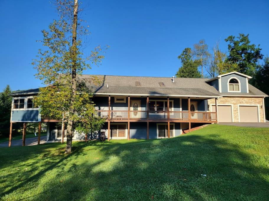 Hibernation Haven, McHenry