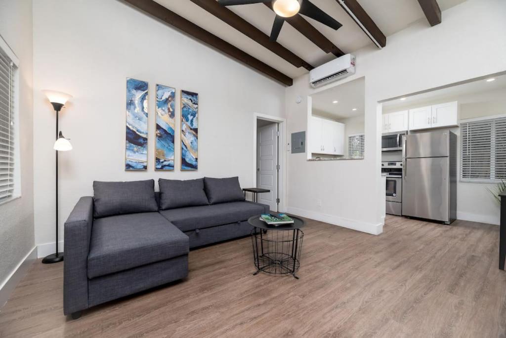 The Hideaway at Lake Ridge 1, Fort Lauderdale