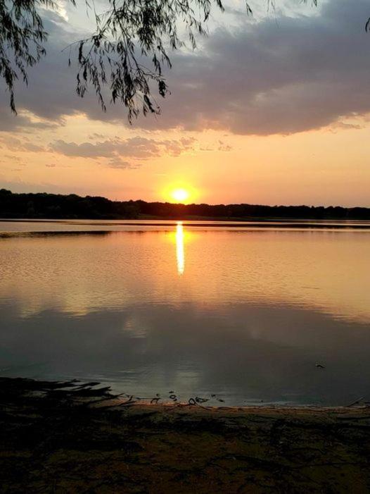 Lake Front cottage, Little Elm