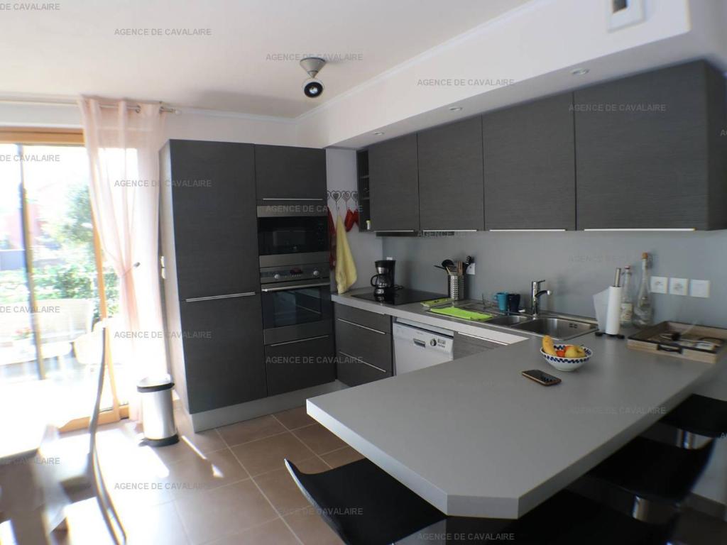 Bel appartement T3 avec terrasse à Cavalaire-sur-Mer - FR-1-100-270 - 5