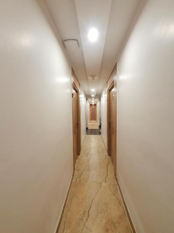 Stay Court - Business Class Hotel - Near Central Railway Station photo