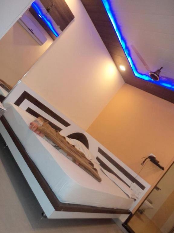 Exotic Stay Near Shivaji Marg photo