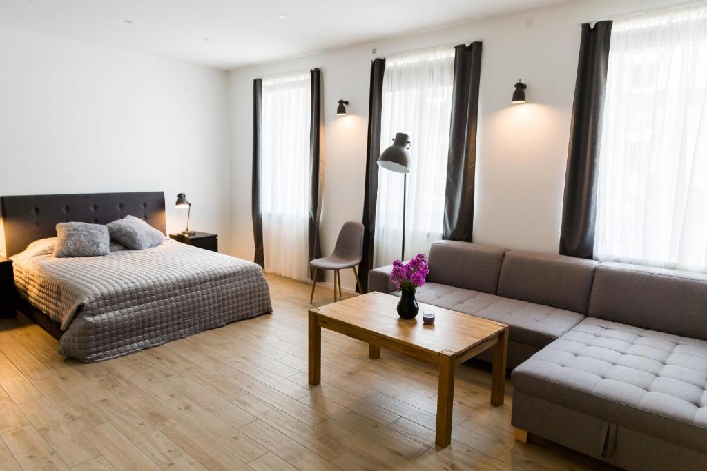 Cosy scandinavian style apartment - Citycenter, Liepāja