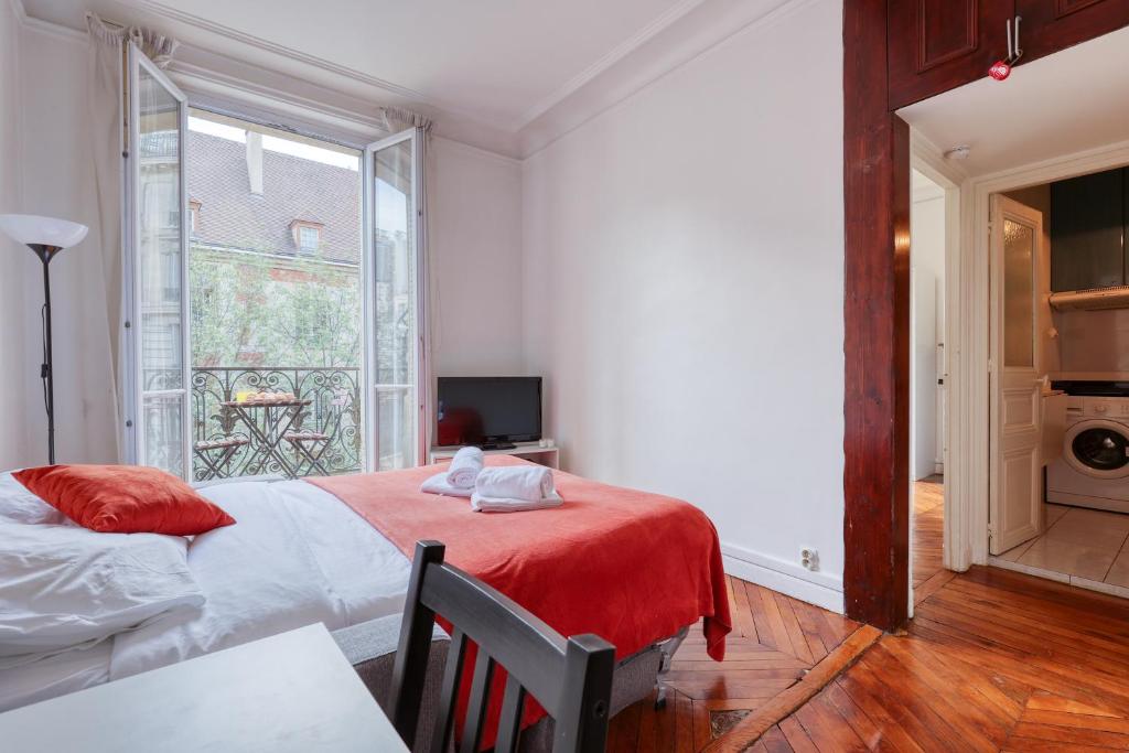 Cosy Parisian 1Bdr Flat - Prime Location le Marais - 4