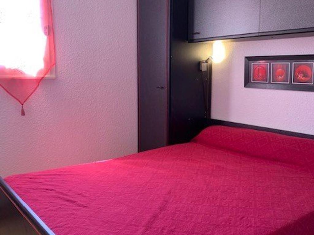 VILLA MITOYENNE DANS UNE RESIDENCE CALME AVEC PISCINE PARKING - FR-1-607-33 - 2