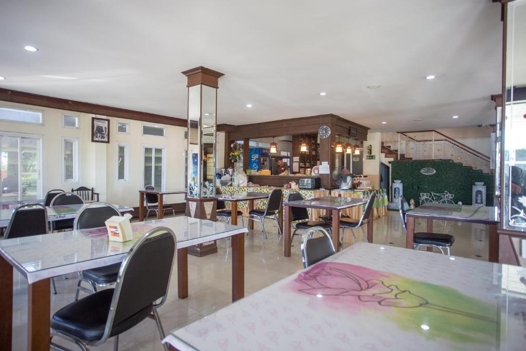 Phusuay Park View Hotel