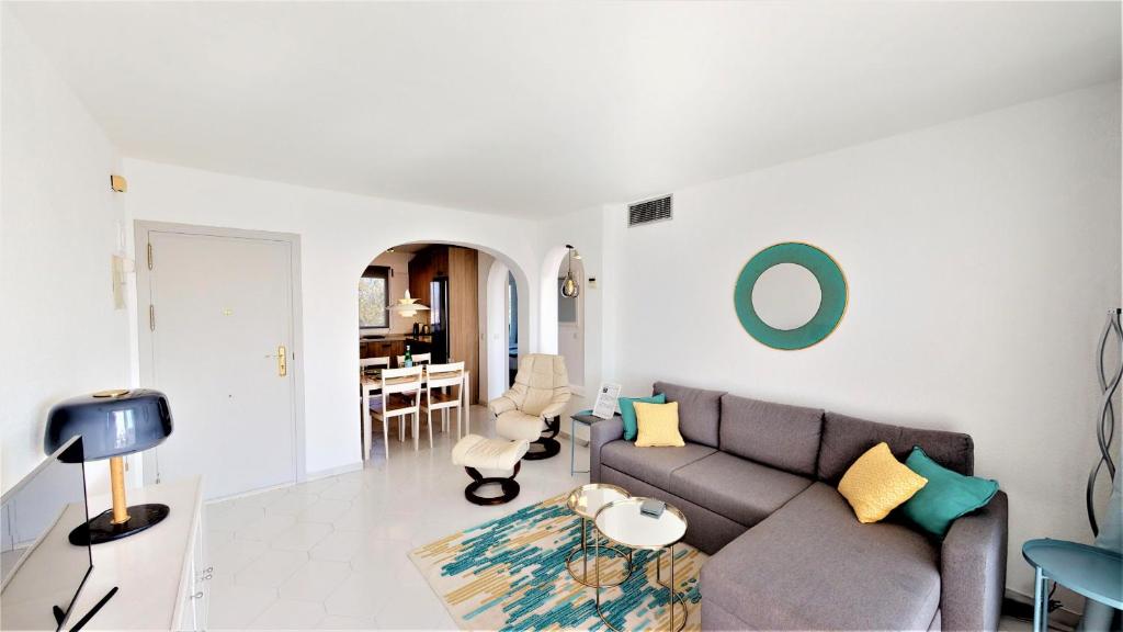 Top Floor Apartment - Amazing Sea View - 4