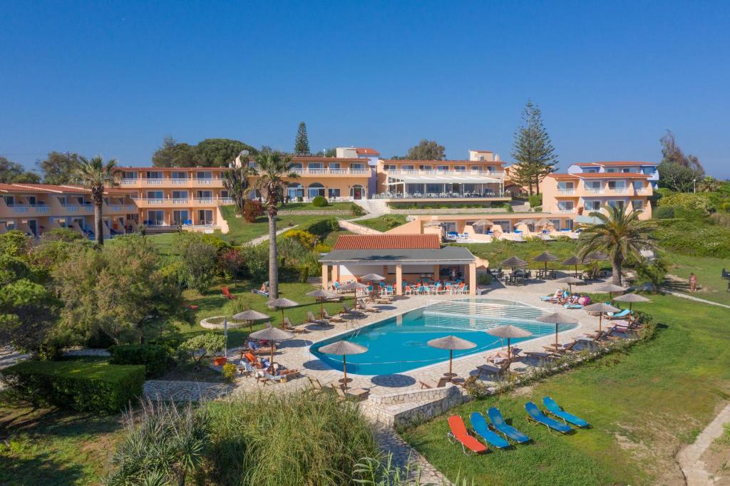 Ibiscus Corfu Hotel — Swimming pool in Roda, Ionian Islands