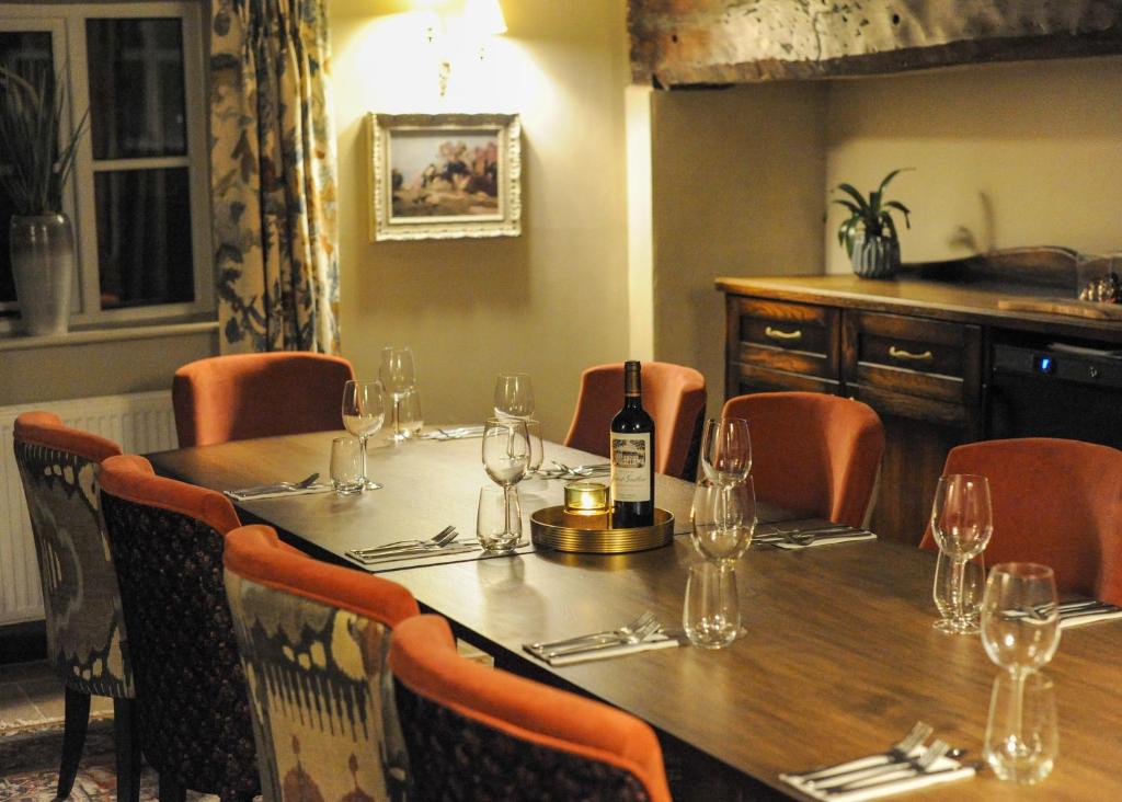 The Lion at Malpas photo 6