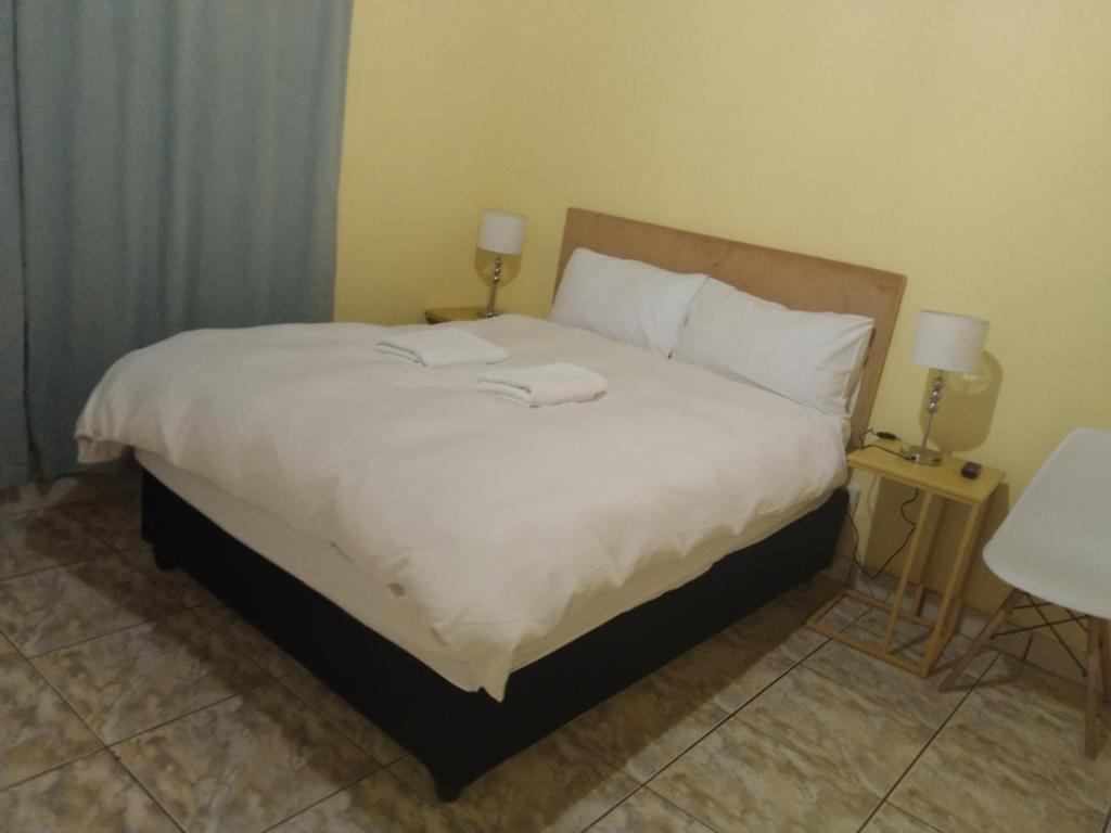 Jacmo Guest house — Hotel in Cape Town