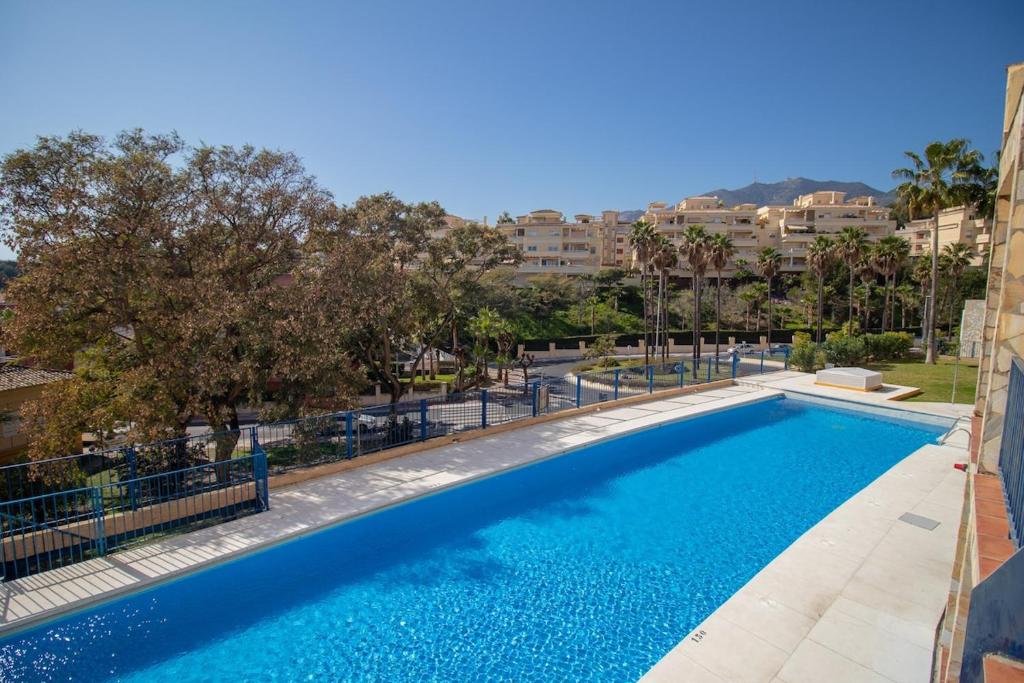C43 - Family House with Terrace and Shared Pool - 4