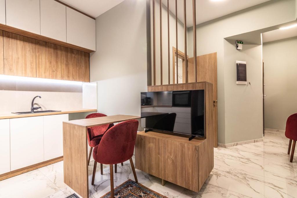 Cozy Apartment - 8' To Panormou Metro Station, Athen