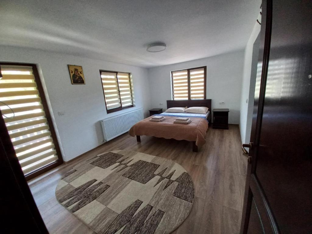 Casa de vacanță Perla Colibitei의 객실 내부 모습 