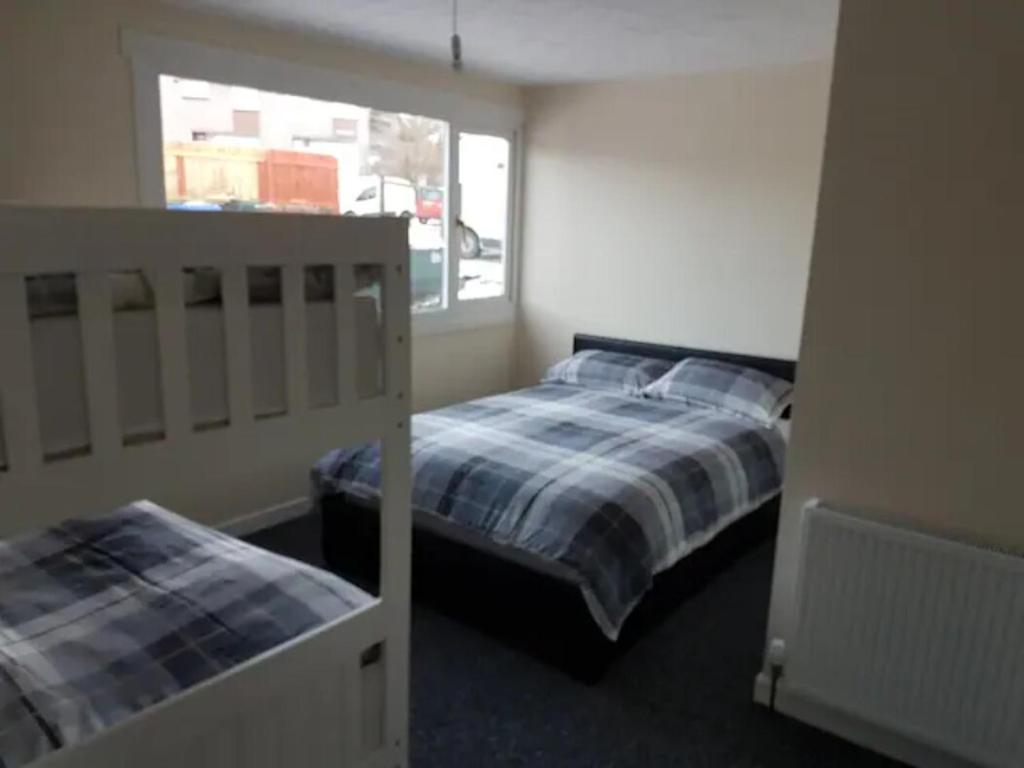 Hilton Guest House Room 3 — Hotel in Inverness