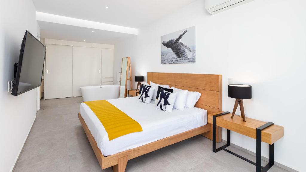 Amazing &Totally New!!! Aria Ocean Condo 306 by Kivoya - 5