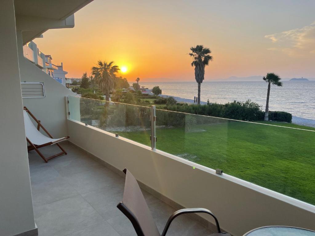 Ixia Dream hotel - Adults only — Plaża in Ialissos, Wyspy Egejskie Południowe