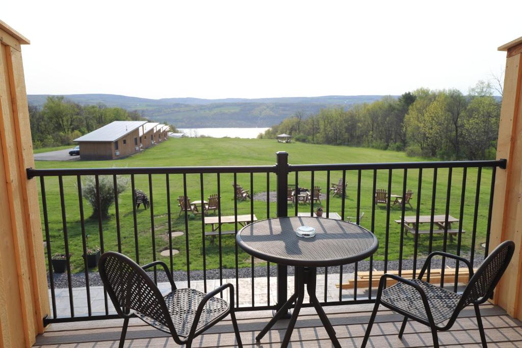 Lakeside Resort photo