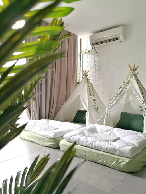 Jungle Loft for 6-7pax,5mins to IKEA, Kidzania, 1U