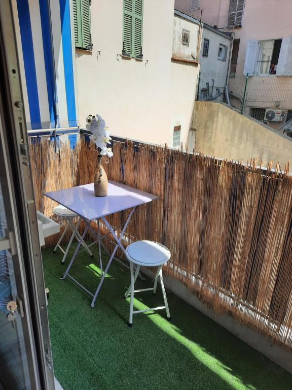 T2 neuf, balcon, centre Cannes, 15 min du Palais - 1