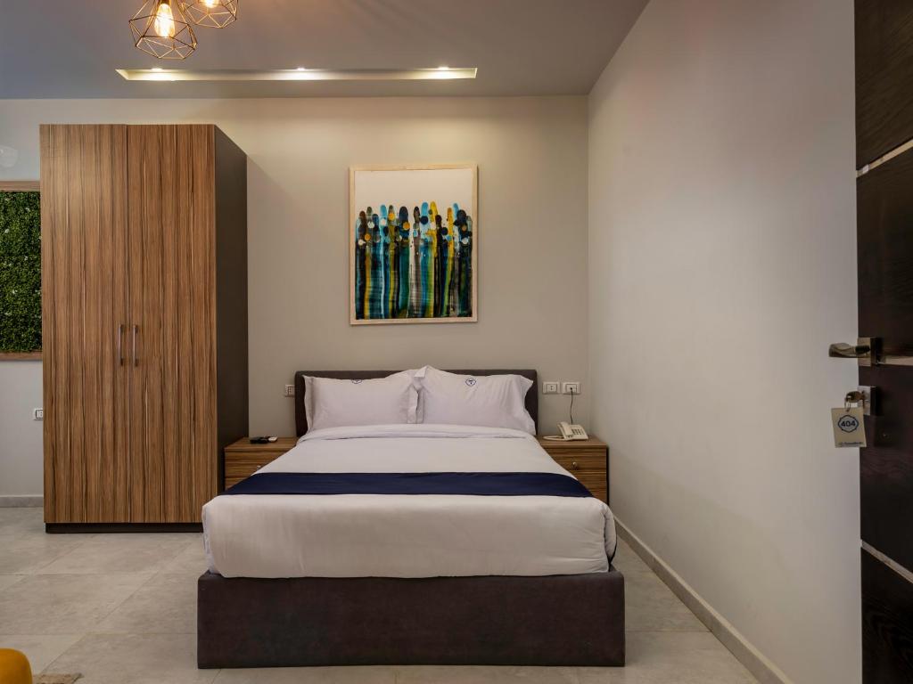 Travelholic Residence Golden Gates photo