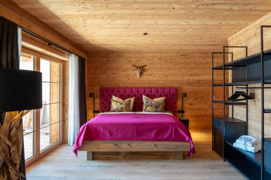 Mountain Chalet R photo