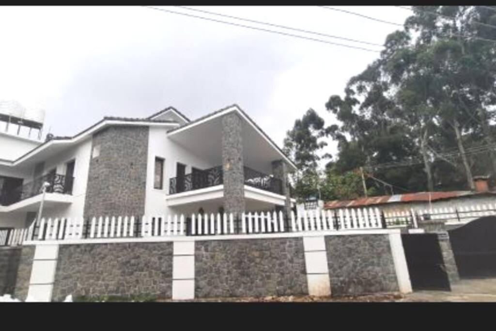 Nature Castle 8BHK Villa photo