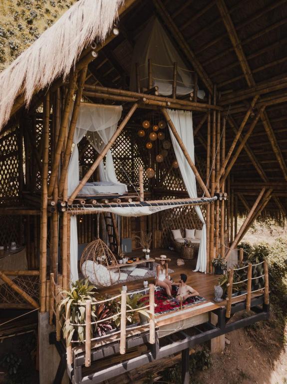 ATTRAVERSIAMO Bamboo House Boutique - 2