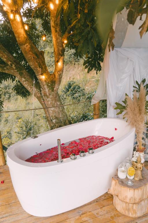 ATTRAVERSIAMO Bamboo House Boutique - 3