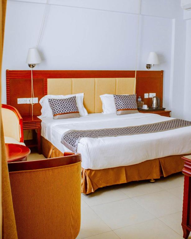 Luwa Evergreen Hotel photo
