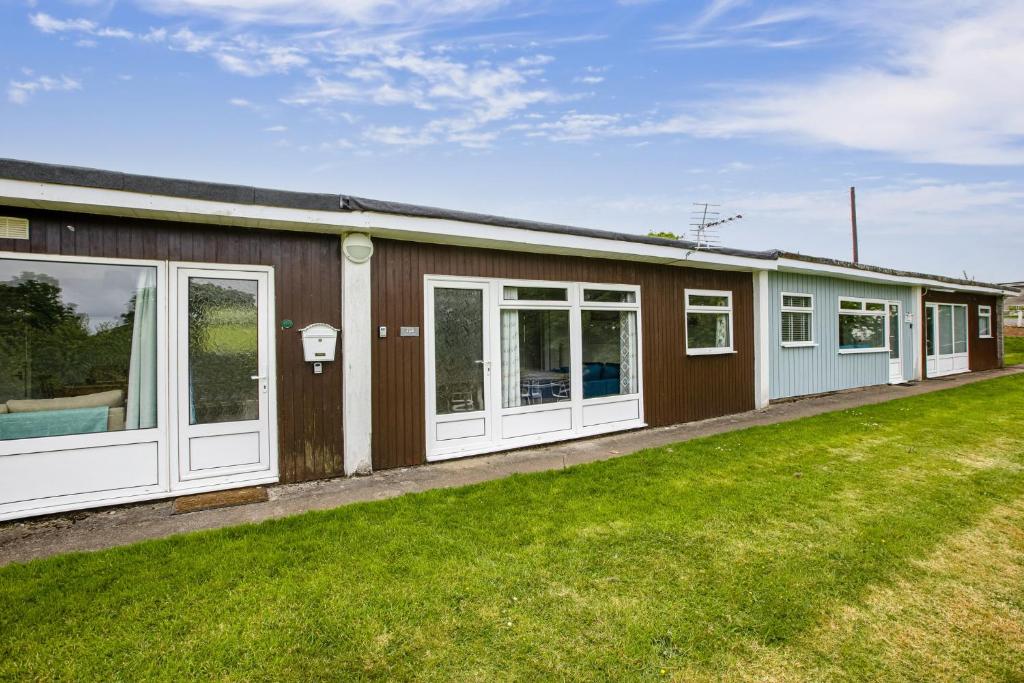 328 Norton Park, Dartmouth photo 6