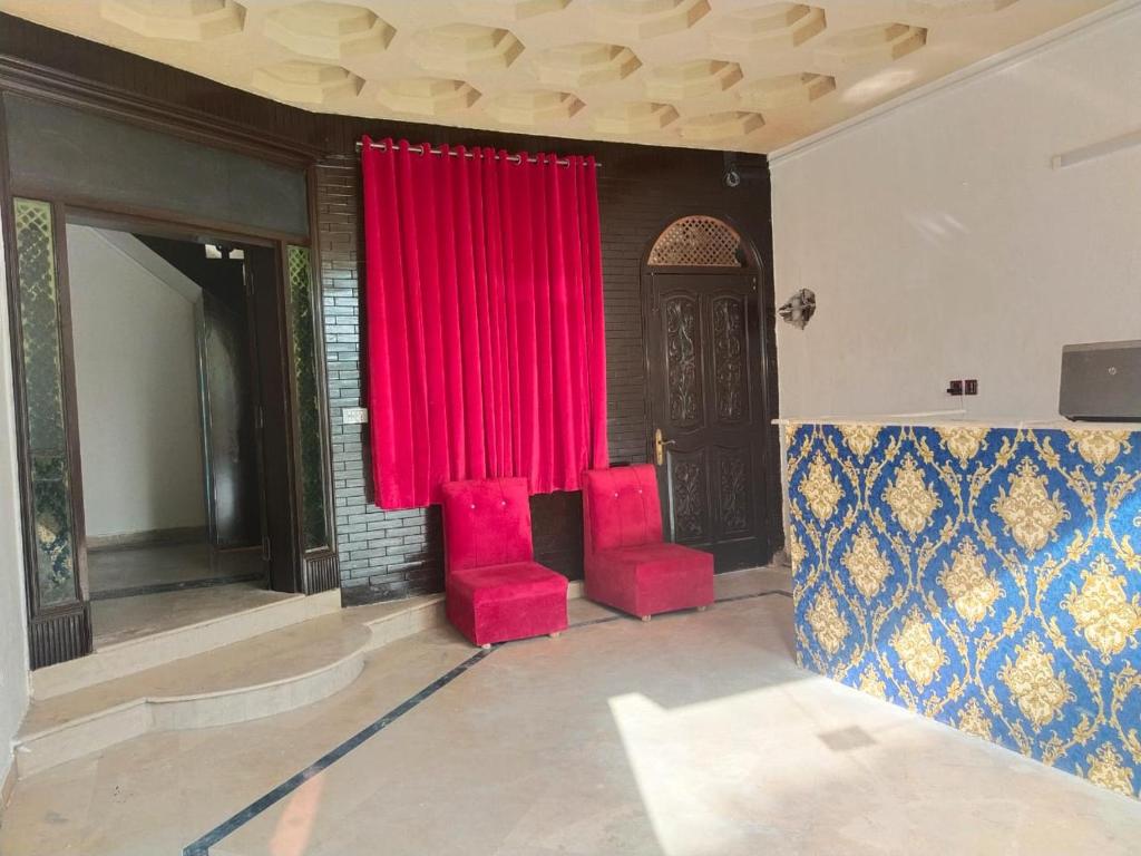 Hotel Royal Grand photo